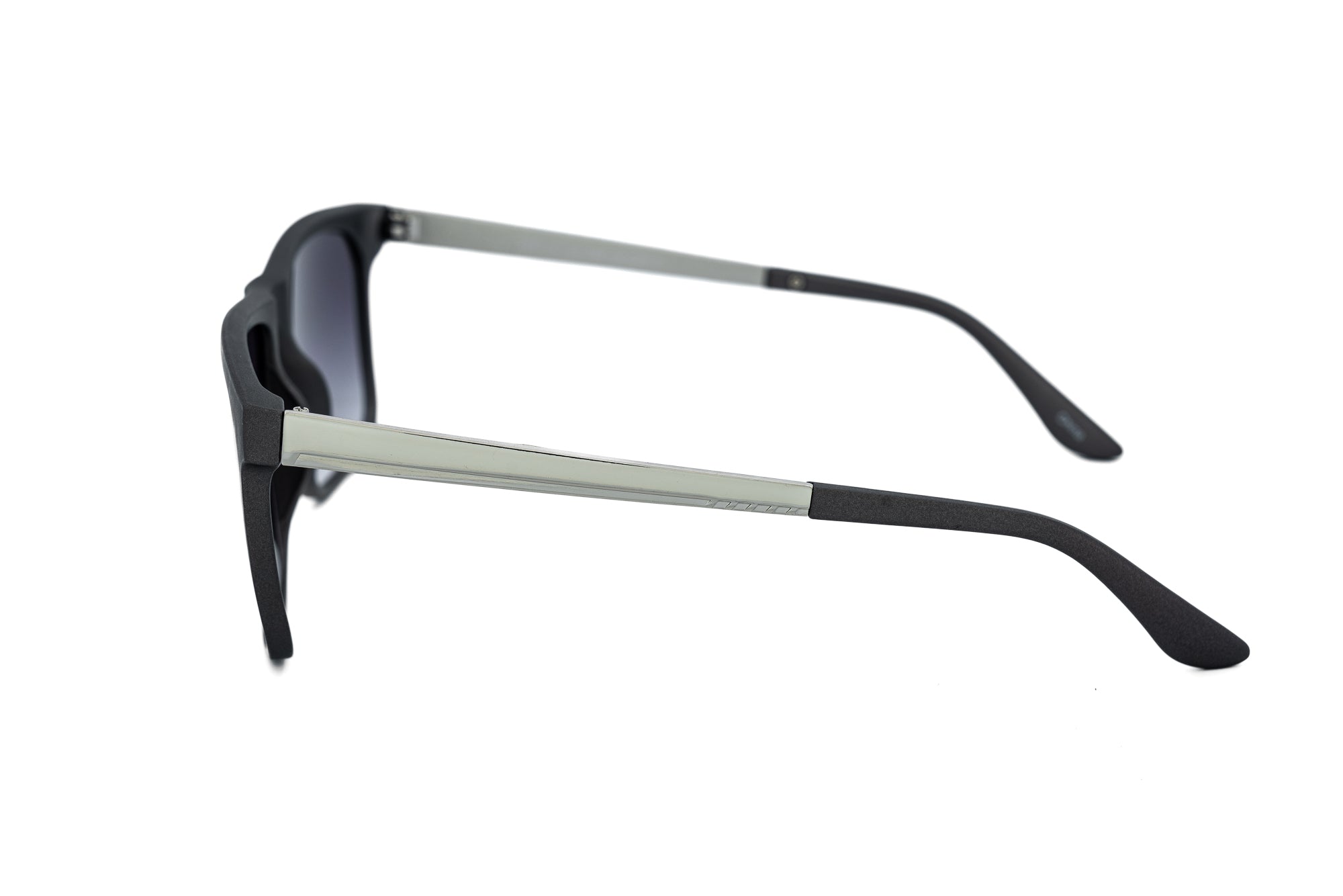 Non-Polarized Silver / Black