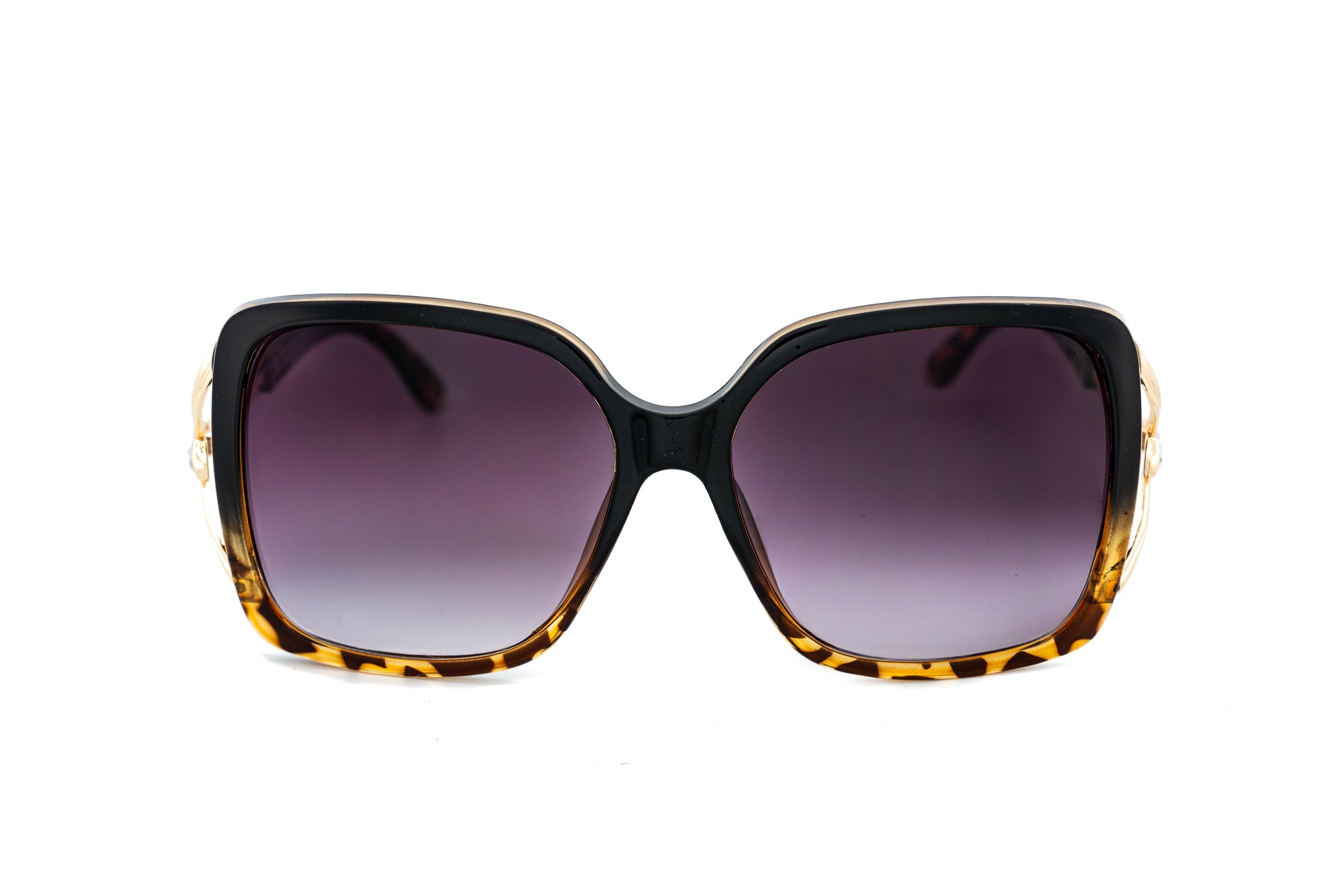 Bolero Eyewear Maravelle oversized tortoiseshell sun reader sunglasses with tinted lenses front angle view