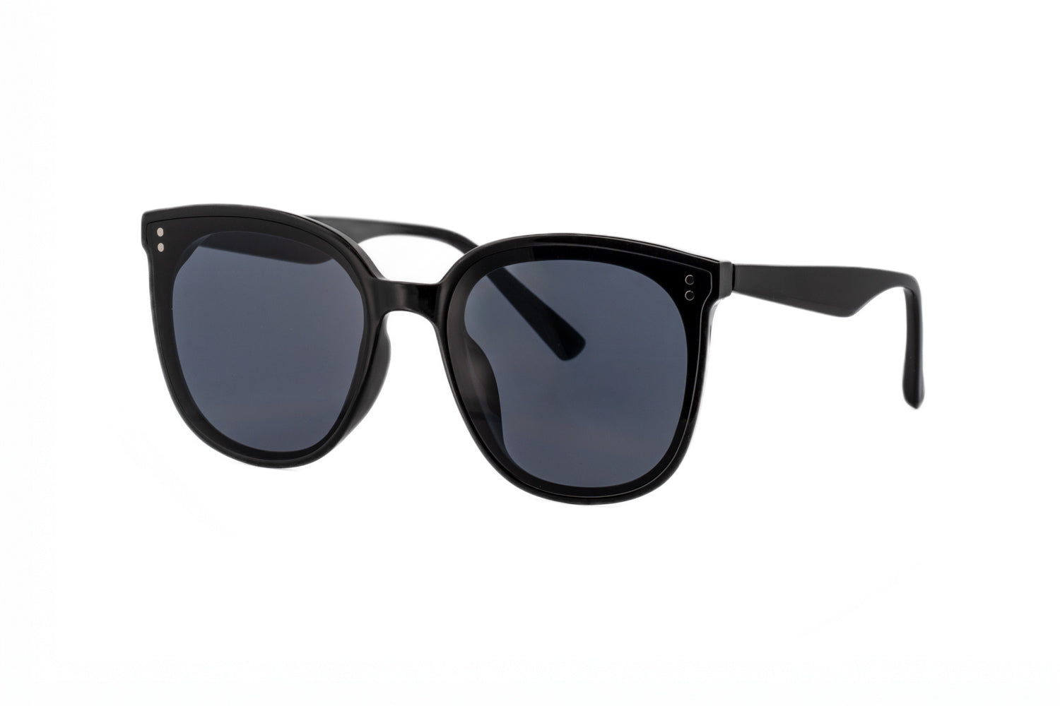 Rivera by Bolero Eyewear black round sunglasses with smoke UV lenses