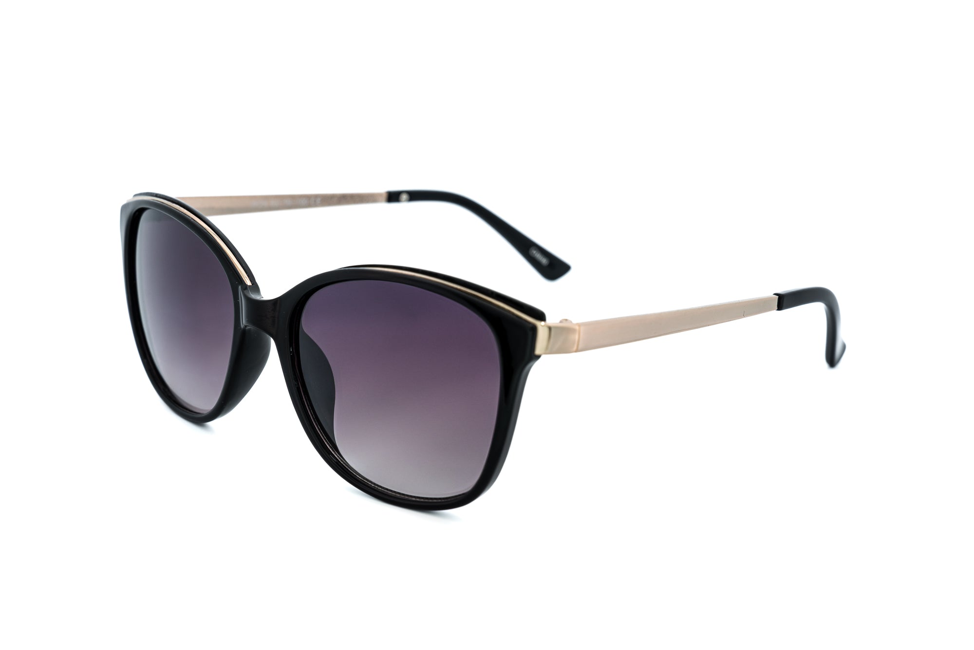 Sorrente by Bolero Eyewear oversized black sunglasses with UV-protective smoke gradient lenses