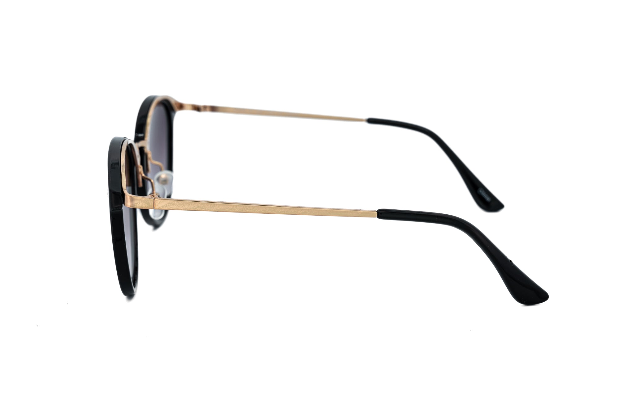 Soraya by Bolero Eyewear Black sunglasses with rounded silhouette and slim metal temples side angle view