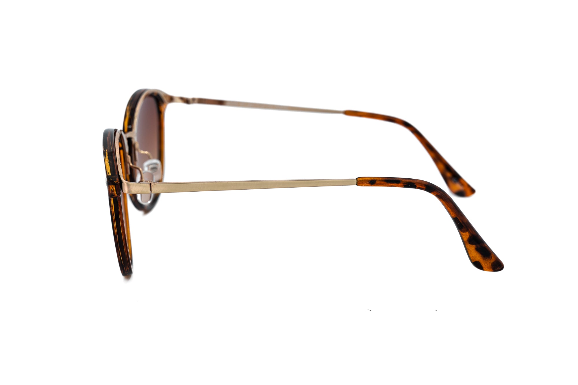 Soraya by Bolero Eyewear women’s sunglasses in tortoise frame with brown gradient lenses side angle view